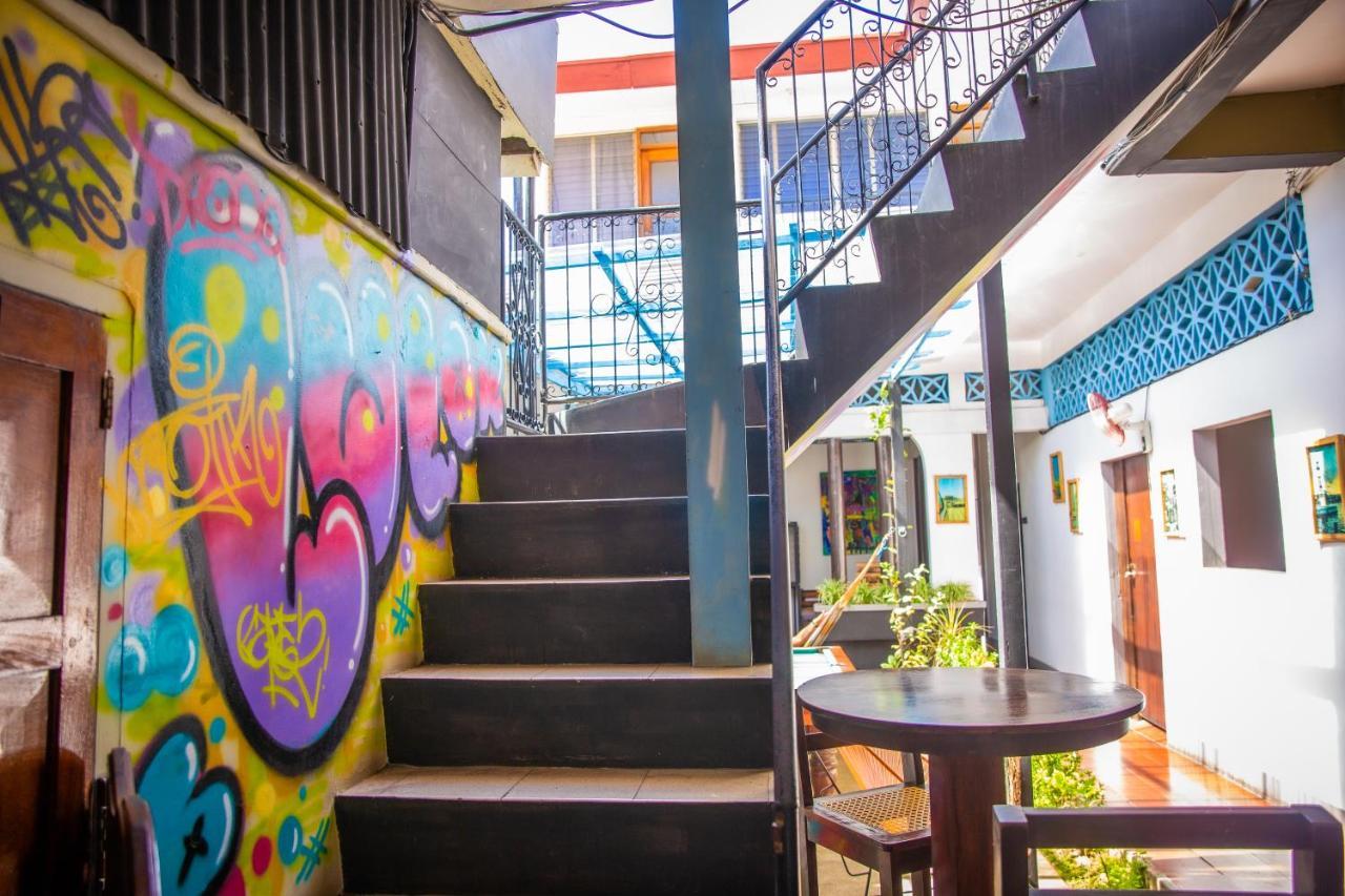 The Spot Hostel León Εξωτερικό φωτογραφία