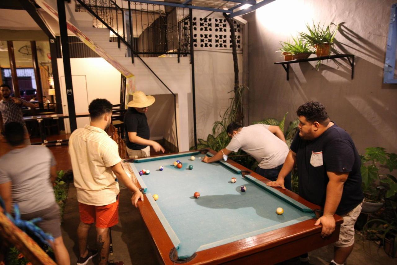 The Spot Hostel León Εξωτερικό φωτογραφία