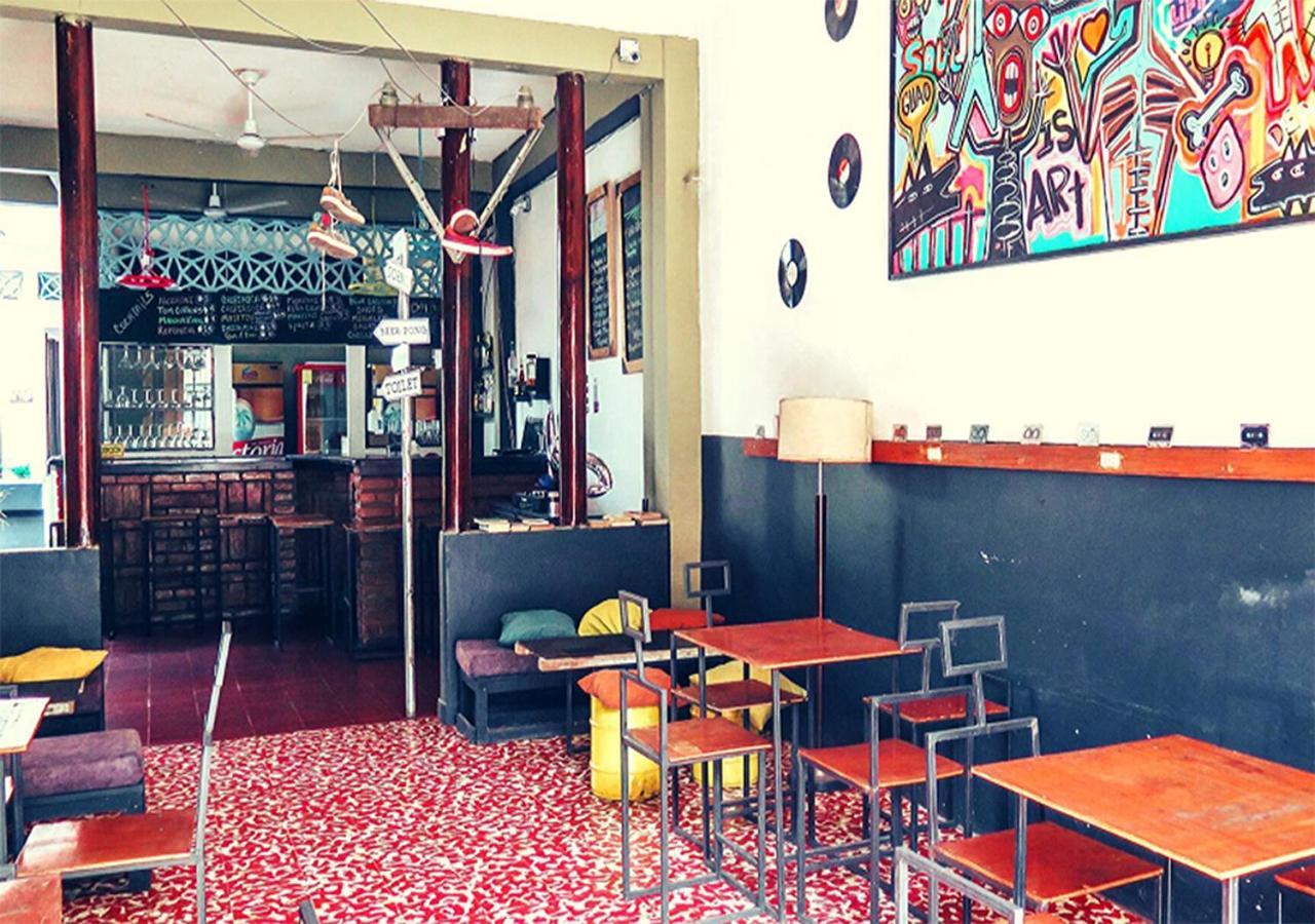 The Spot Hostel León Εξωτερικό φωτογραφία